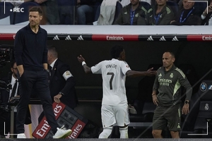 六台记者：阿隆索对维尼修斯的道歉感到非常满意