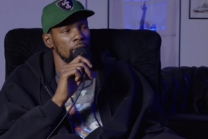 杜兰特：我六年前得过压力性抑郁 我对自己的外表感到不自信