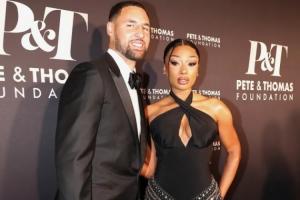 被榨干了？克莱本赛季场均仅8.7分&命中率33.3% 多项数据创新低