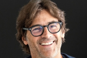 迪马：瓦诺利将与佛罗伦萨签约至明年+续约选项，奖金与排名挂钩