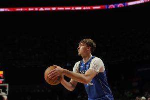 记者：弗拉格有所回暖 打鹈鹕都费劲独行侠只能等着和篮网过招了