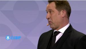 希曼质疑拉亚的决策：那球他是不是该迎球击拳，而不是冒险去接