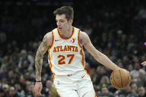 斯奈德：我几天前刚跟克雷伊奇谈过心 我明确告诉他 我对他有信心