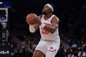 面包：亚布塞莱打得很努力能为队友创造投篮空间 进攻端节奏很棒