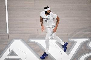 队记：老板要求提供医疗数据确认浓眉拉伤不会加重 才会批准复出