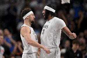 《达拉斯篮球日报》：独行侠将交易浓眉克莱 为他们寻找合适下家