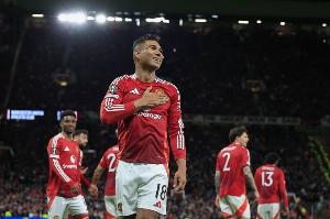 记者：曼联可能为卡塞米罗提供1+1合同，但球员需接受大幅降薪