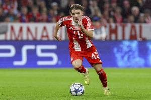 罗马诺：拜仁与卡尔已在讨论通过改变合同结构来进行续约的可能性