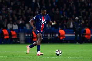 罗马诺：帕乔即将与巴黎大幅涨薪续约至2030年，只待官宣