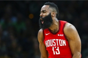 杨毅：没人能防住巅峰哈登 联盟针对他做了2次规则修改但仍难限制