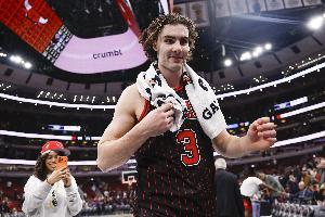 场均21.8+10.4+9.4！吉迪赛季前11场达成200+100+100 队史最快