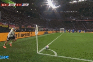 传统配合！基米希传中，沃尔特马德高高跃起头球破门